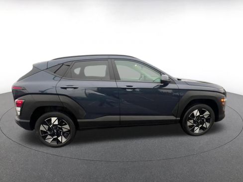 Used 2025 Hyundai Kona SEL image 16