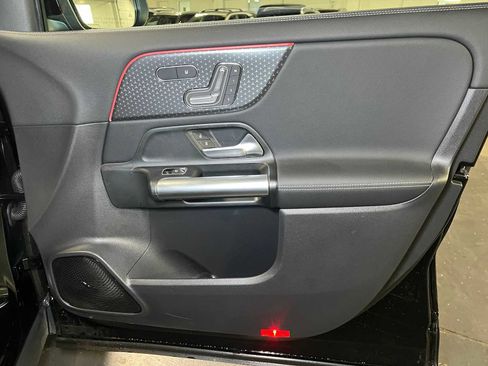 Certified 2025 Mercedes-Benz GLA 250 4MATIC image 10