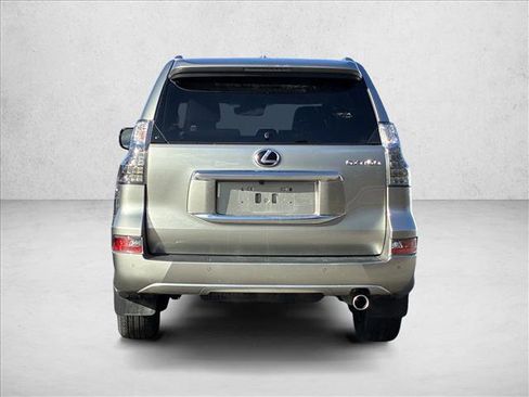 Used 2022 Lexus GX 460 Premium image 6