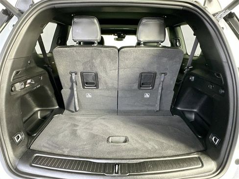 Used 2023 Jeep Grand Cherokee L Laredo image 24