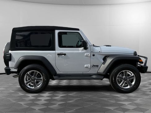 Used 2023 Jeep Wrangler Sport image 6