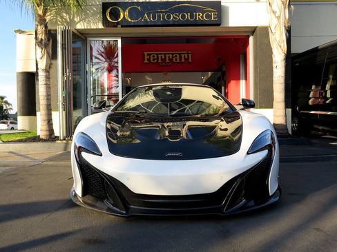 Used 2015 McLaren 650S Spider RWD image 43