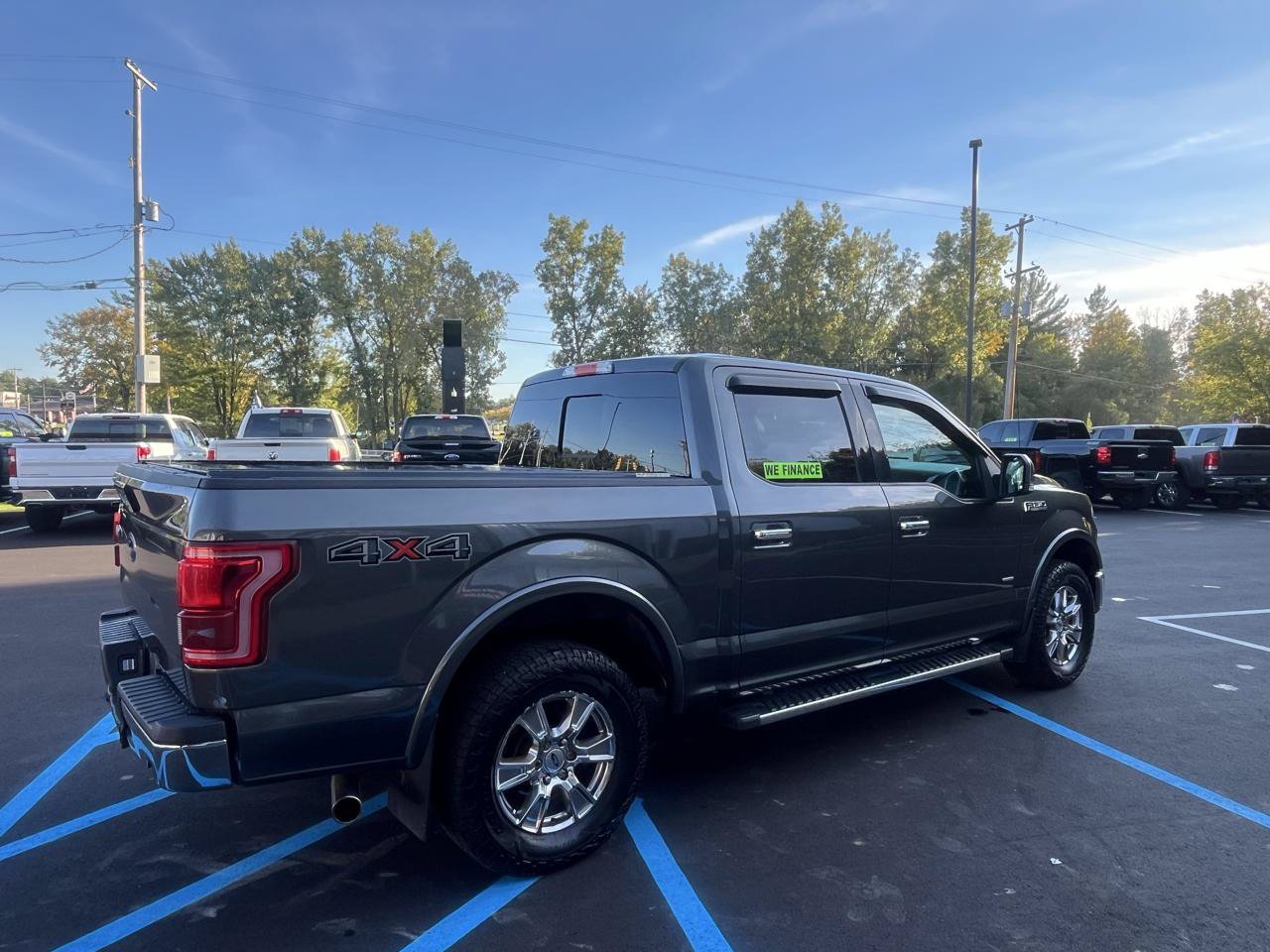 Used 2015 Ford F150 Lariat w/ Equipment Group 502A Luxury AWD/4WD image 5