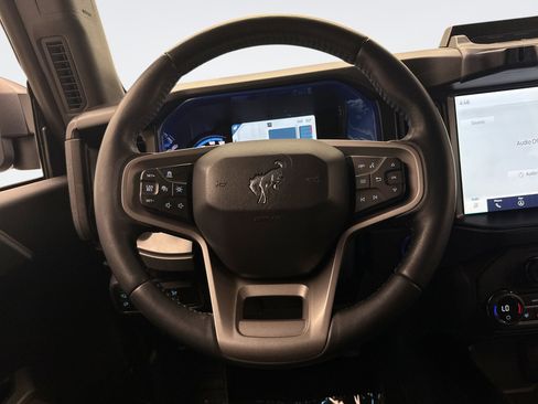 Used 2021 Ford Bronco First Edition AWD/4WD image 12