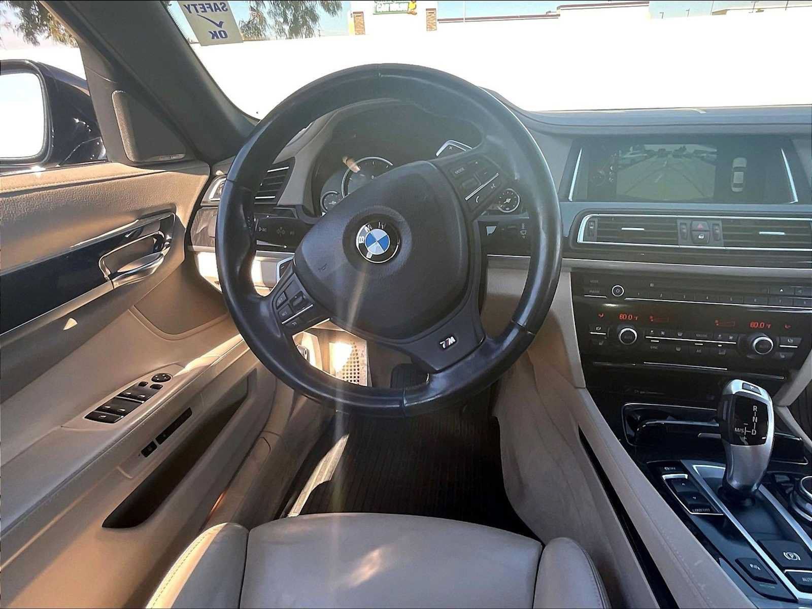 Used 2014 BMW 750Li RWD image 8