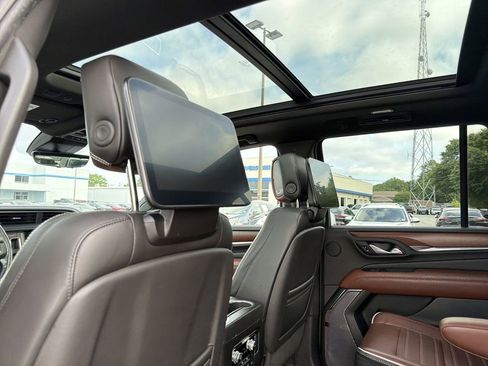 Used 2023 GMC Yukon Denali Ultimate AWD/4WD image 20