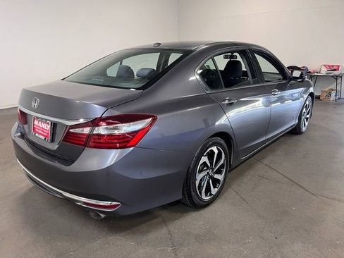 Used 2016 Honda Accord EX image 3
