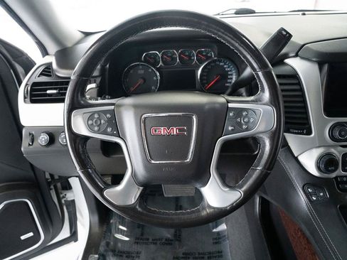 Used 2019 GMC Yukon XL SLT AWD/4WD image 21