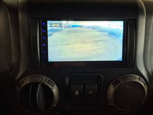 Used 2015 Jeep Wrangler Sport w/ Quick Order Package 23S AWD/4WD image 14