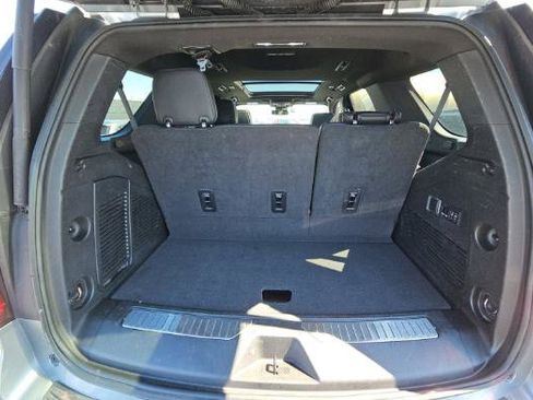 Used 2023 GMC Yukon Denali AWD/4WD image 4