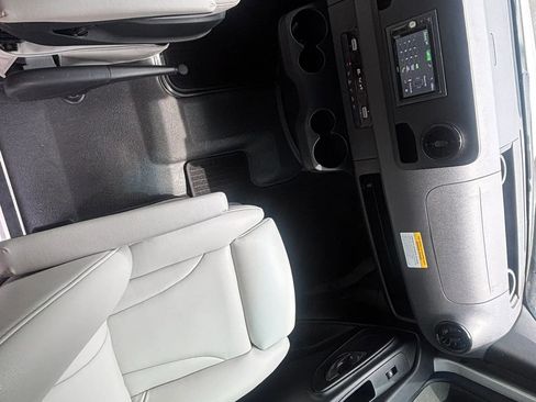 Used 2019 Mercedes-Benz Sprinter 3500 image 20