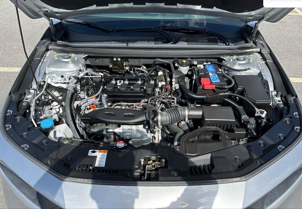 Used 2024 Honda Accord EX image 13