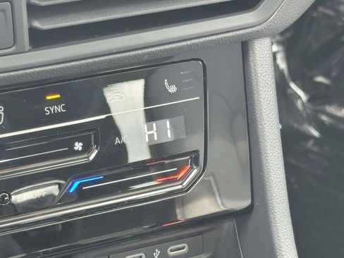 New 2026 Volkswagen Jetta SE image 22