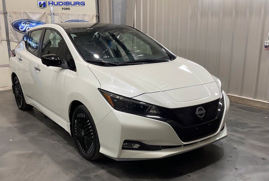 Used 2025 Nissan Leaf SV Plus FWD image 1