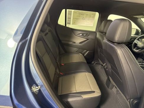 New 2026 Chevrolet Equinox LT w/ Convenience Package II AWD/4WD image 19