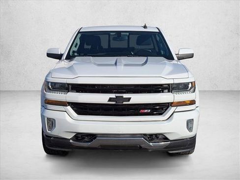 Used 2018 Chevrolet Silverado 1500 LT w/ All Star Edition AWD/4WD image 2