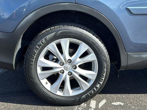 Used 2014 Toyota RAV4 Limited image 9