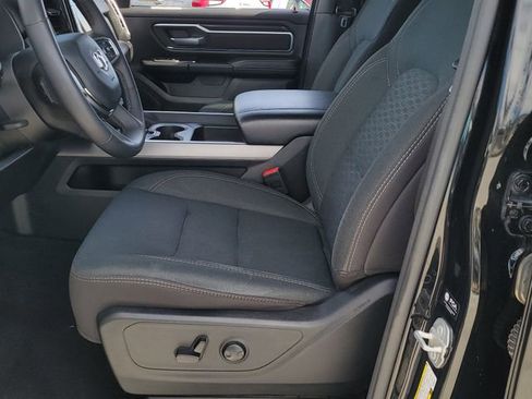 Used 2025 RAM 1500 Big Horn AWD/4WD image 6
