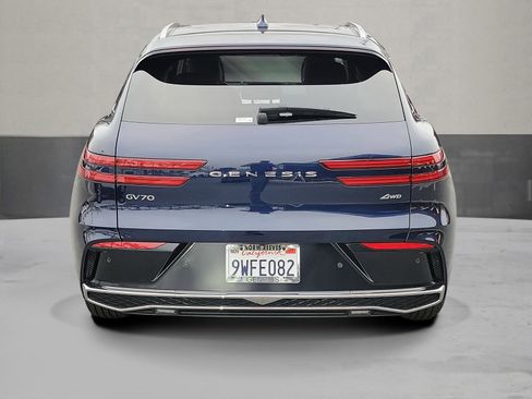 Certified 2026 Genesis GV70 2.5T Select AWD/4WD image 4