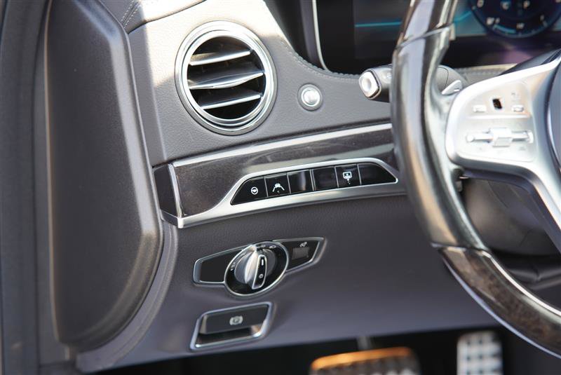 Used 2018 Mercedes-Benz S 560 4MATIC Sedan image 71