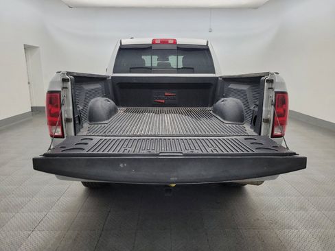 Used 2014 RAM 1500 Classic SLT image 29