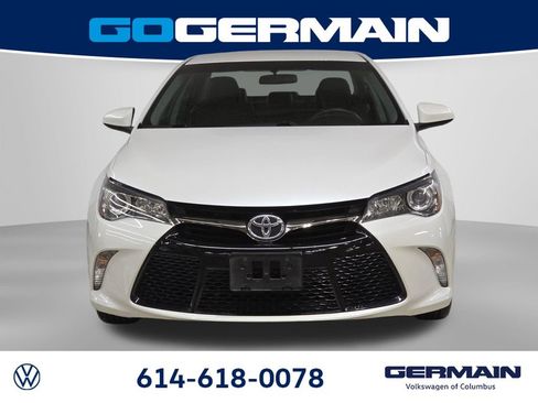 Used 2017 Toyota Camry SE image 4