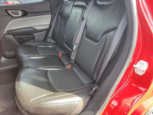 Certified 2023 Jeep Compass Limited AWD/4WD image 11