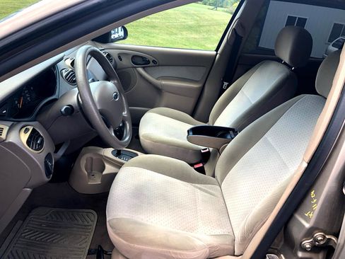 Used 2003 Ford Focus ZTW image 15