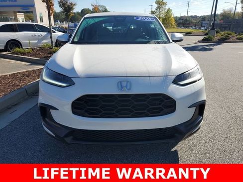 Certified 2025 Honda HR-V LX image 2