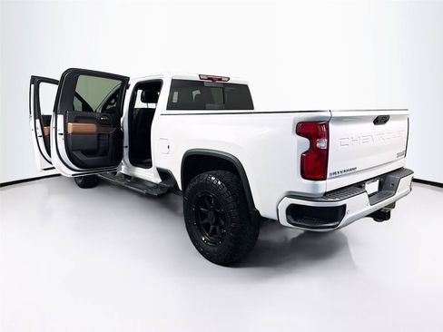 Used 2023 Chevrolet Silverado 2500 High Country AWD/4WD image 44