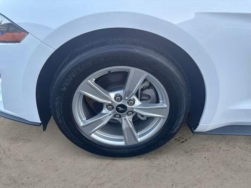Used 2023 Ford Mustang Coupe RWD image 14