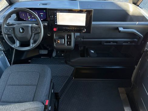 Used 2023 Chevrolet Brightdrop 600 w/ Active Safety Package 2 image 14