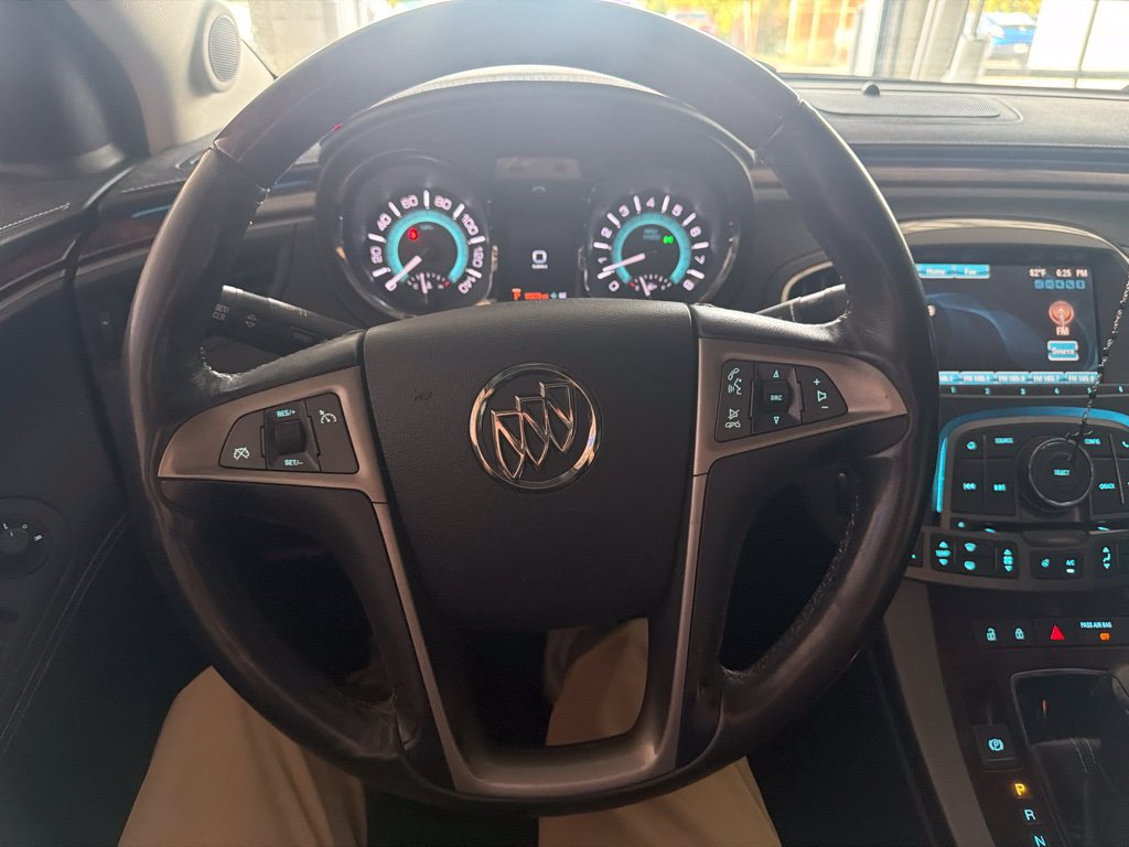 Used 2013 Buick LaCrosse Premium FWD image 6