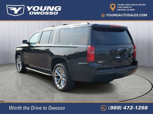 Used 2020 Chevrolet Suburban LT AWD/4WD image 4