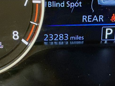 Used 2025 Nissan Altima 2.5 SV image 19