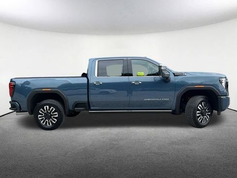 Used 2025 GMC Sierra 2500 Denali Ultimate AWD/4WD image 15