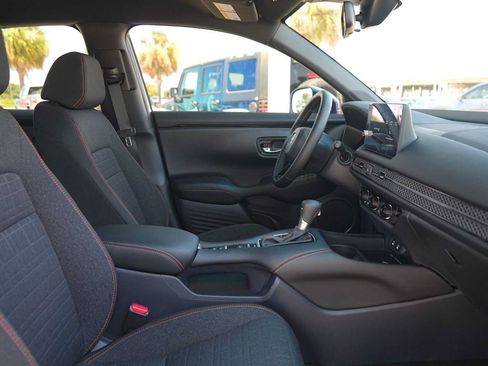 Used 2027 Honda HR-V Sport image 15