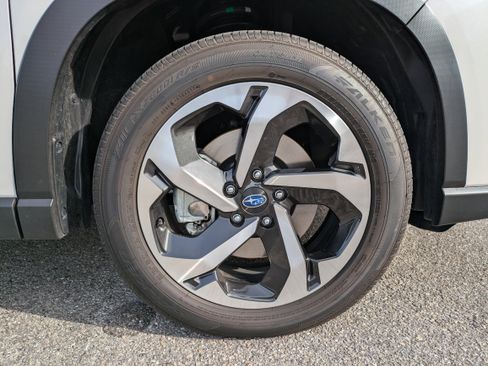 Used 2024 Subaru Forester Touring image 11