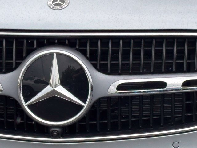 New 2027 Mercedes-Benz GLC 300 4MATIC image 4