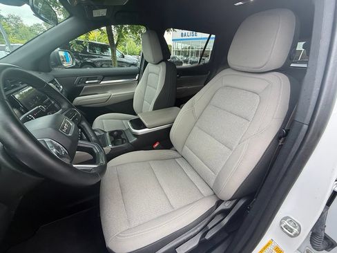 Used 2026 GMC Terrain Elevation AWD/4WD image 23
