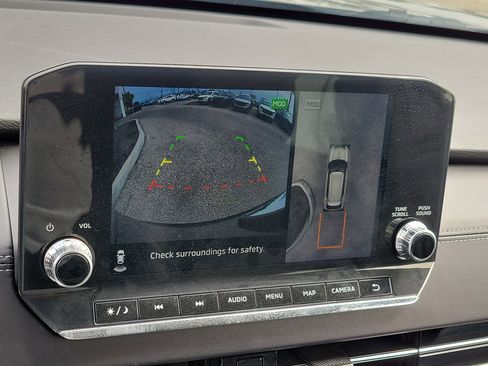 Used 2023 Mitsubishi Outlander SE image 30