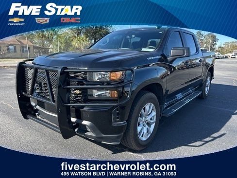 Used 2021 Chevrolet Silverado 1500 Custom image 1