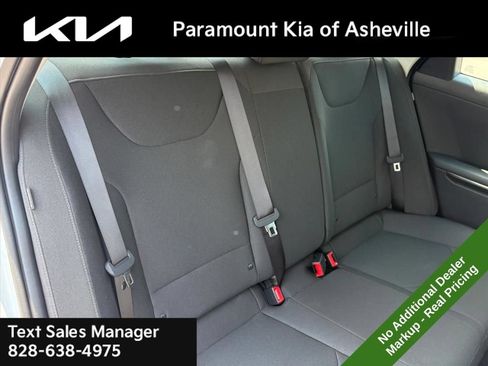 New 2026 Kia K4 FWD image 21