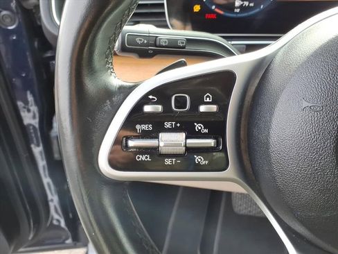 Used 2021 Mercedes-Benz GLE 350 GLE 350 w/ Premium Package image 18