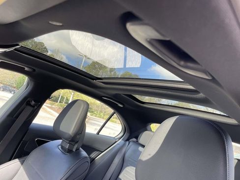 Used 2023 Mercedes-Benz C 300 C 300 image 18