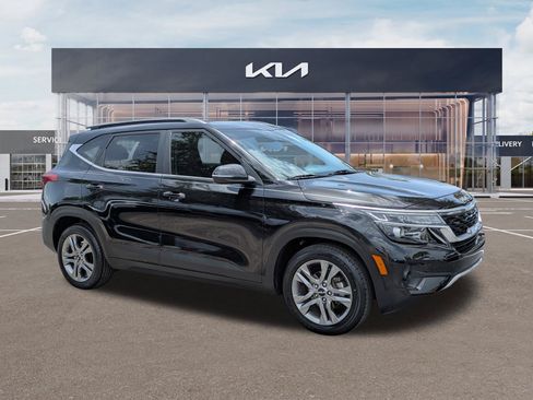 Used 2023 Kia Seltos S FWD image 1