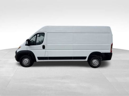 Used 2026 RAM ProMaster 2500 w/ Convenience Group FWD image 3