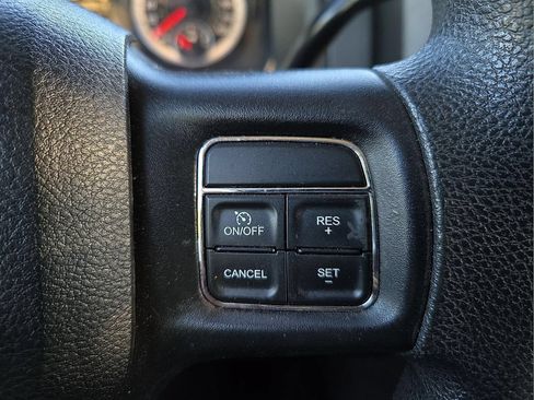 Used 2018 RAM 2500 Tradesman w/ Chrome Appearance Group RWD image 18