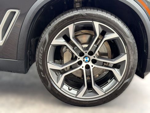 Used 2021 BMW X5 xDrive40i w/ Premium Package AWD/4WD image 13