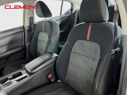 Used 2023 Nissan Sentra SR w/ Electronics Package FWD image 27